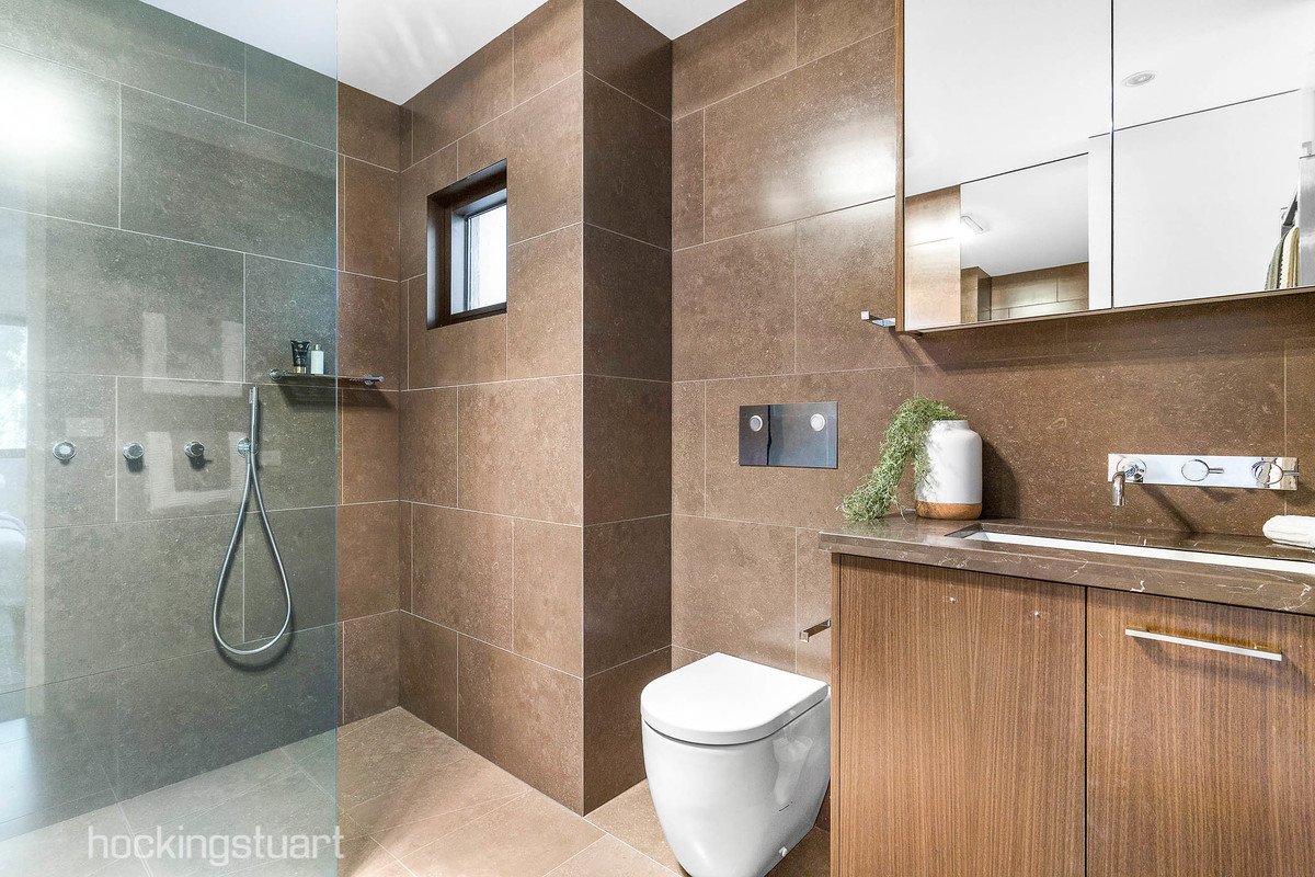 2/138 Winfield Road, Balwyn North image 9