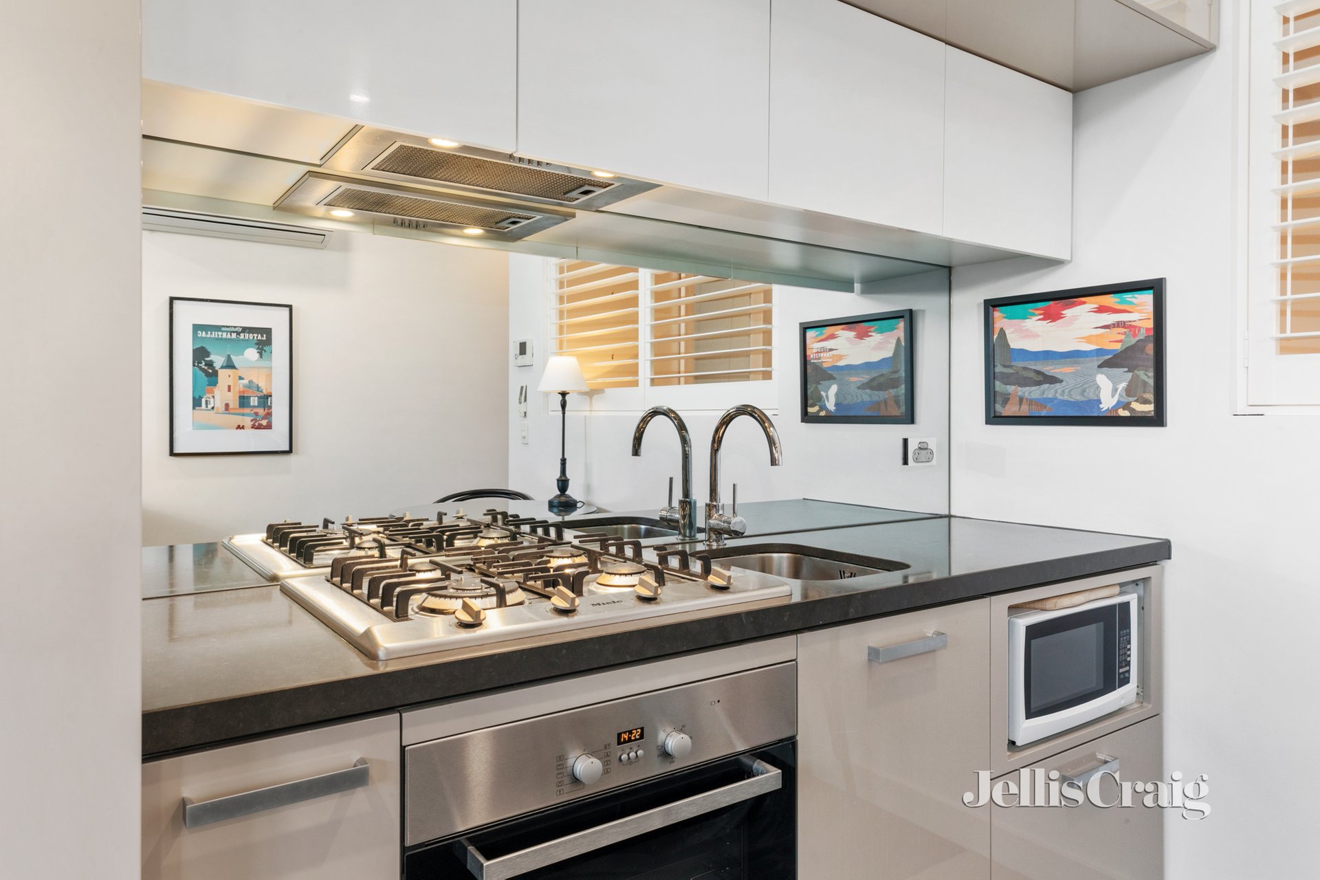 213/81 Riversdale Road, Hawthorn image 3