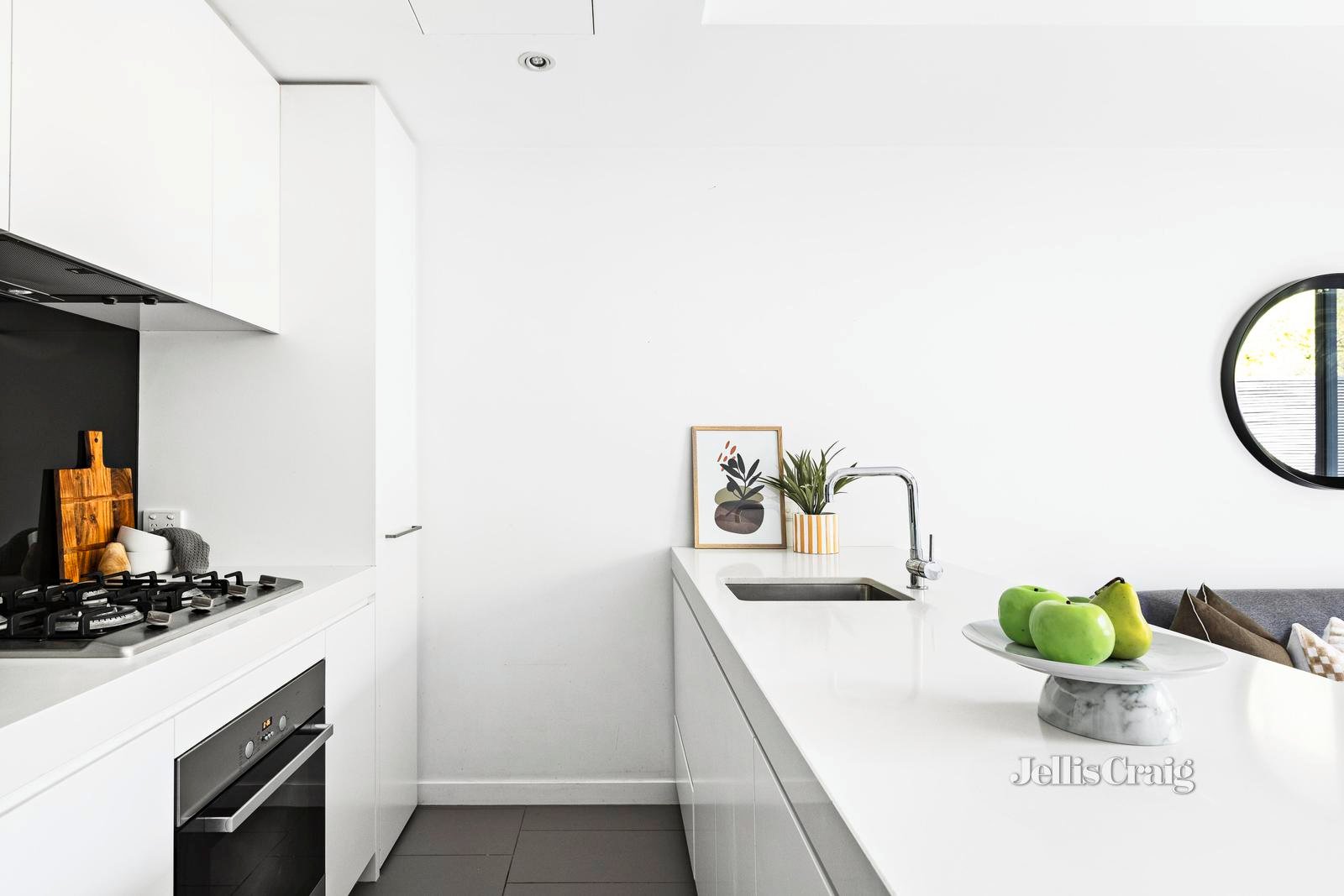 213/9 Griffiths Street, Richmond image 4