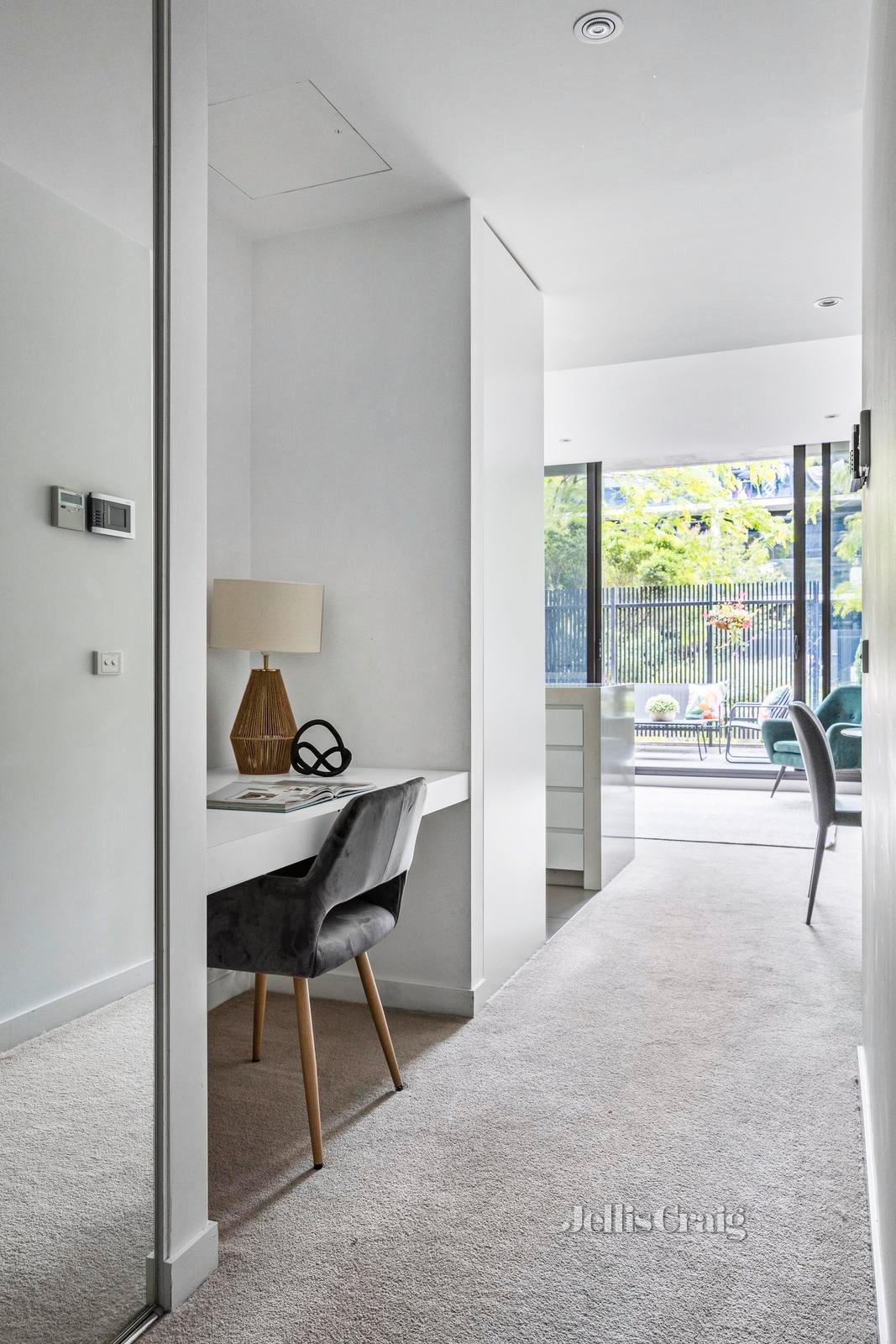 213/9 Griffiths Street, Richmond image 6
