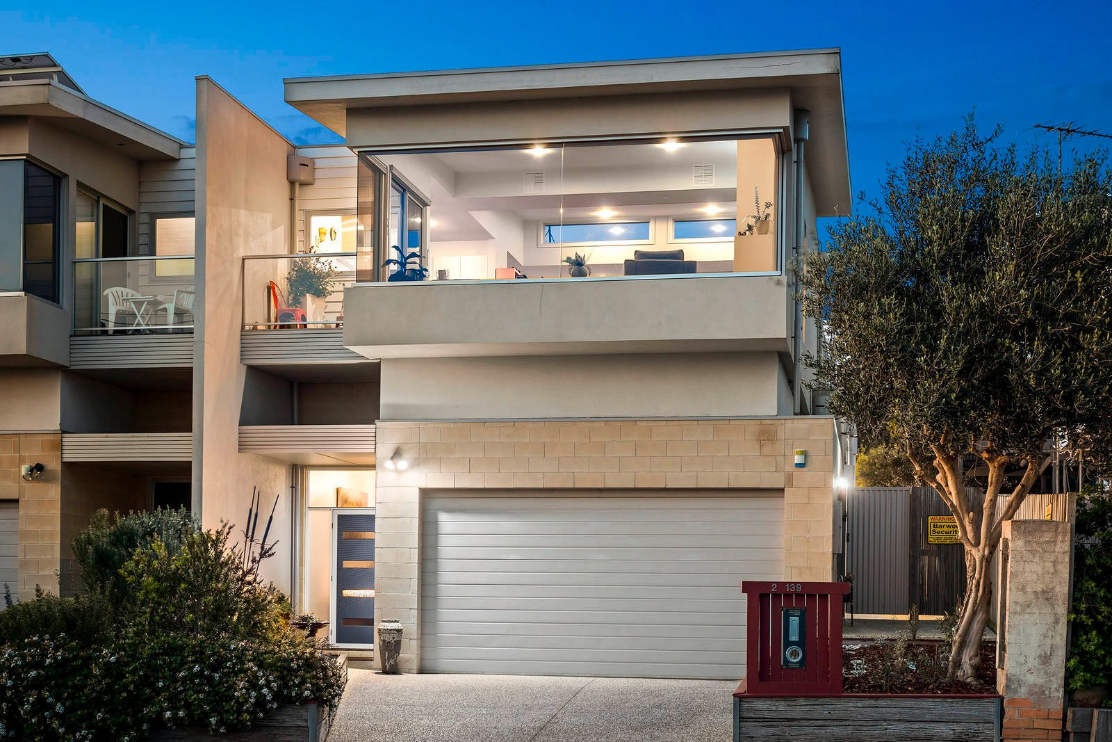Property Gallery Thumbnail 3