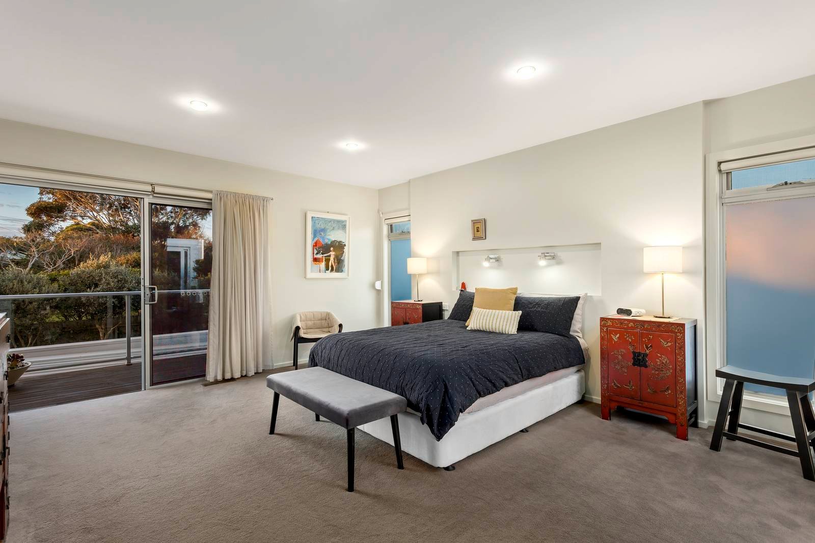 Property Gallery Thumbnail 11