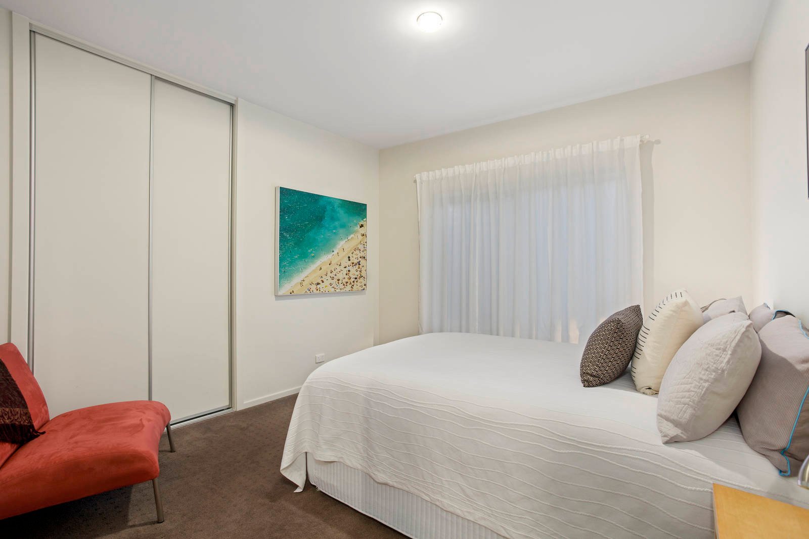 Property Gallery Thumbnail 13