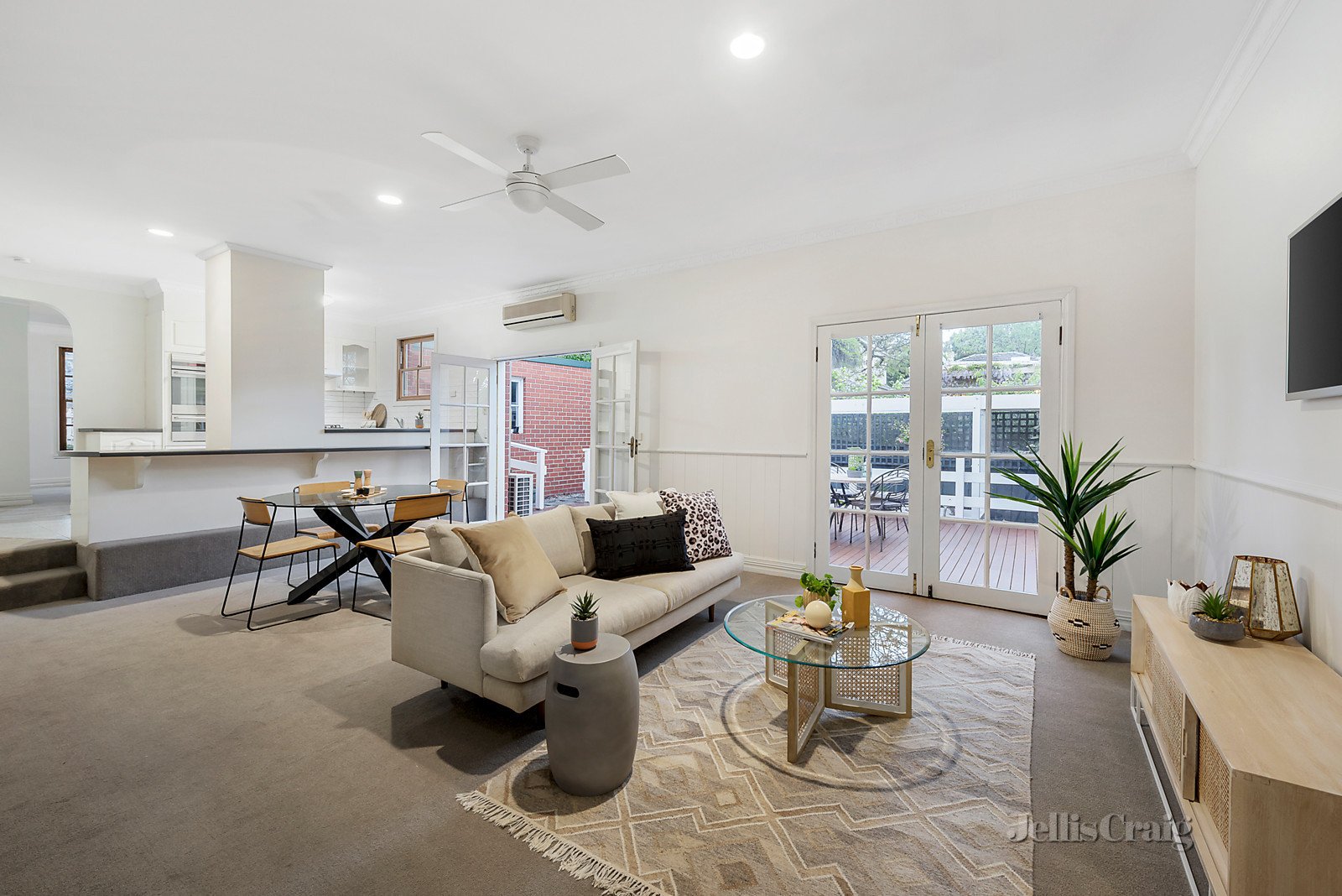 2/14 Alandale Avenue, Balwyn image 3
