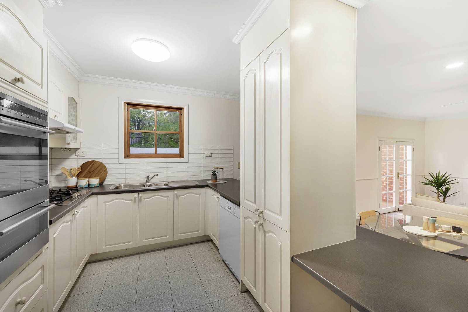 2/14 Alandale Avenue, Balwyn image 4