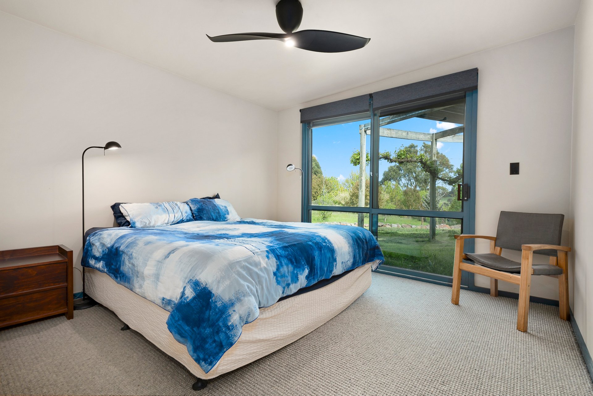 Property Gallery Thumbnail 9
