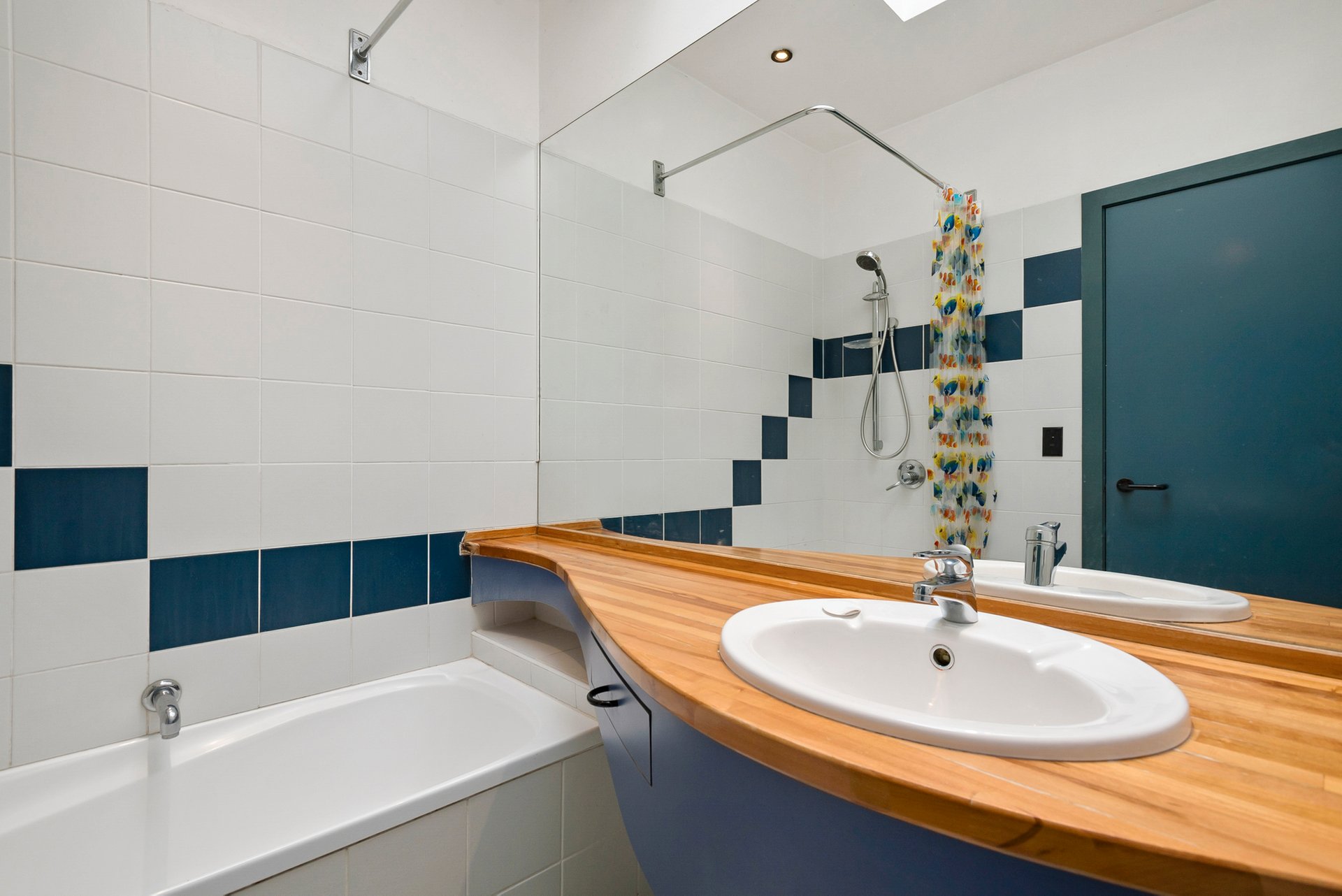 Property Gallery Thumbnail 11