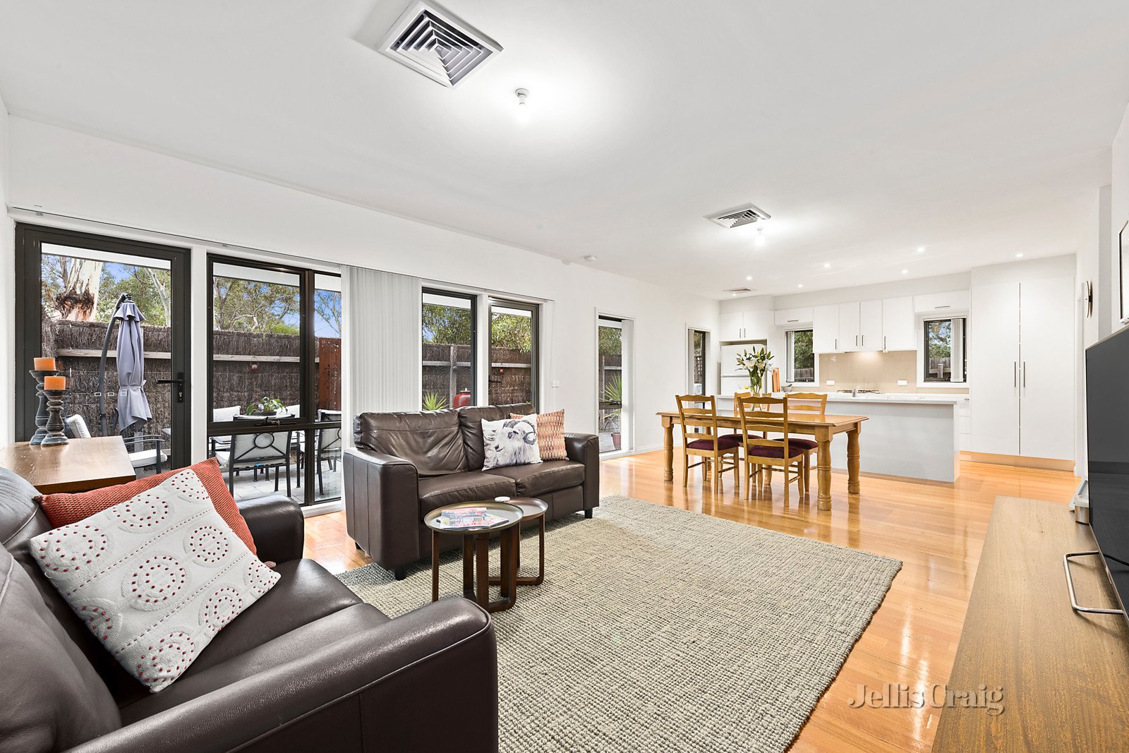 2/14 Carnon Street, Greensborough image 3