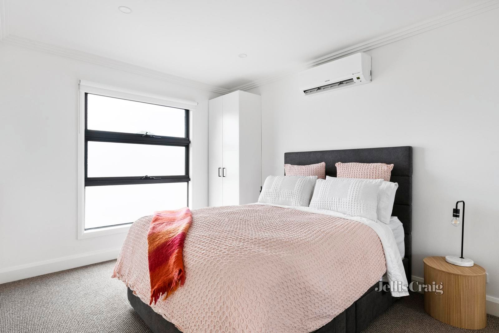 2/14 Carwarp Street, Macleod image 6