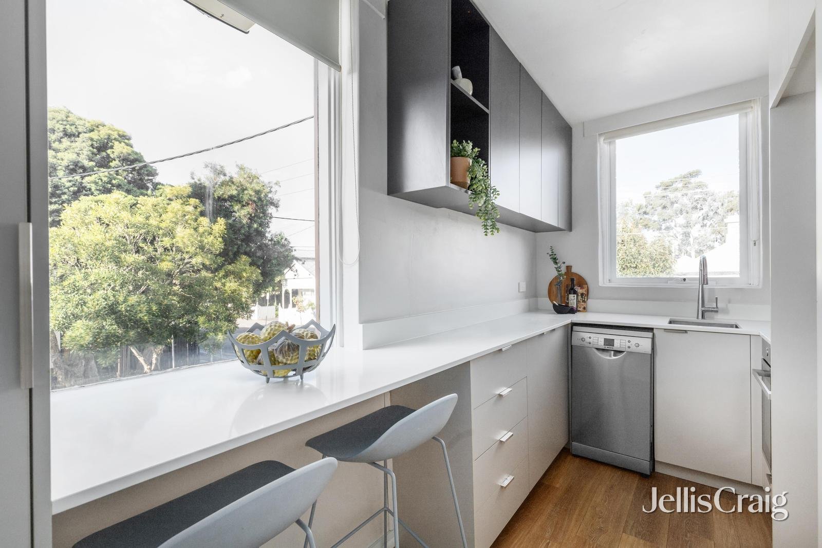 2/14 Dickens Street, Richmond image 3