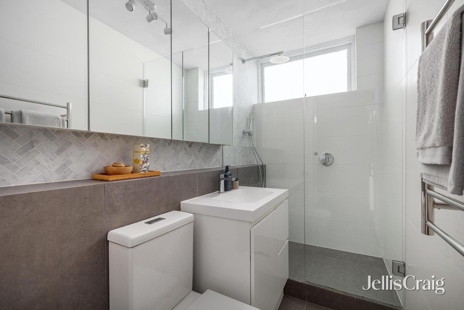 2/14 Dickens Street, Richmond image 7