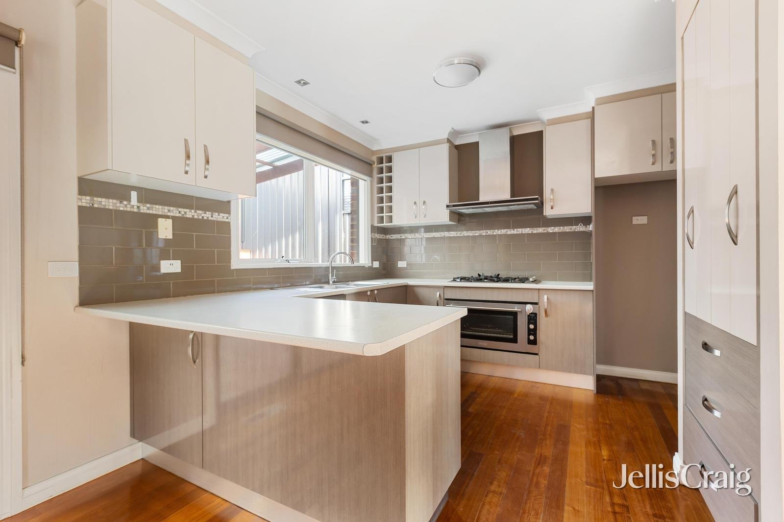 2/14 Edgar Street, Heidelberg image 3