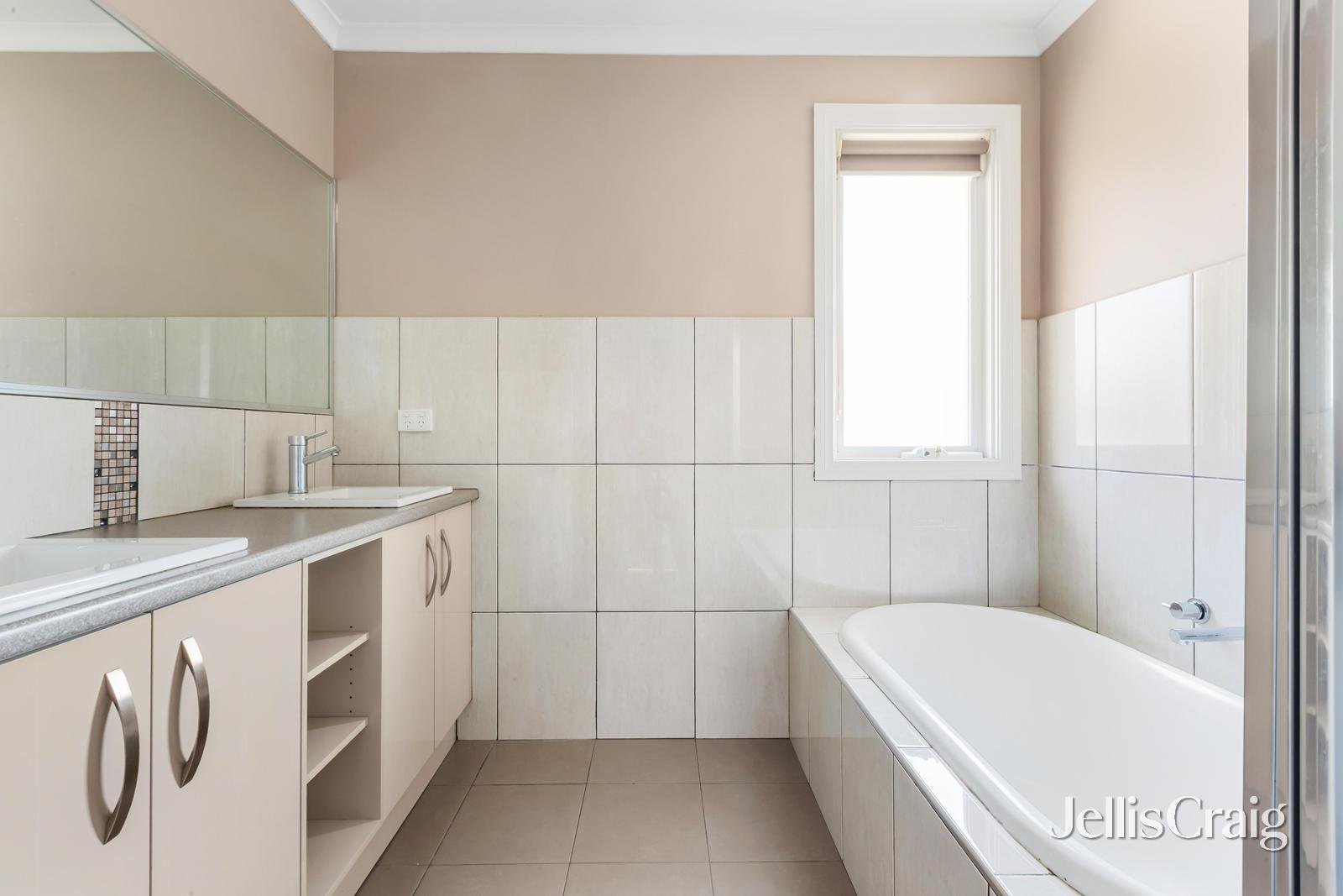 2/14 Edgar Street, Heidelberg image 9