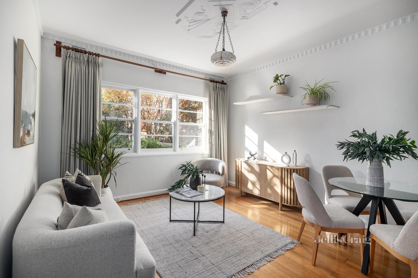 2/14 Garden Avenue, East Melbourne image 1
