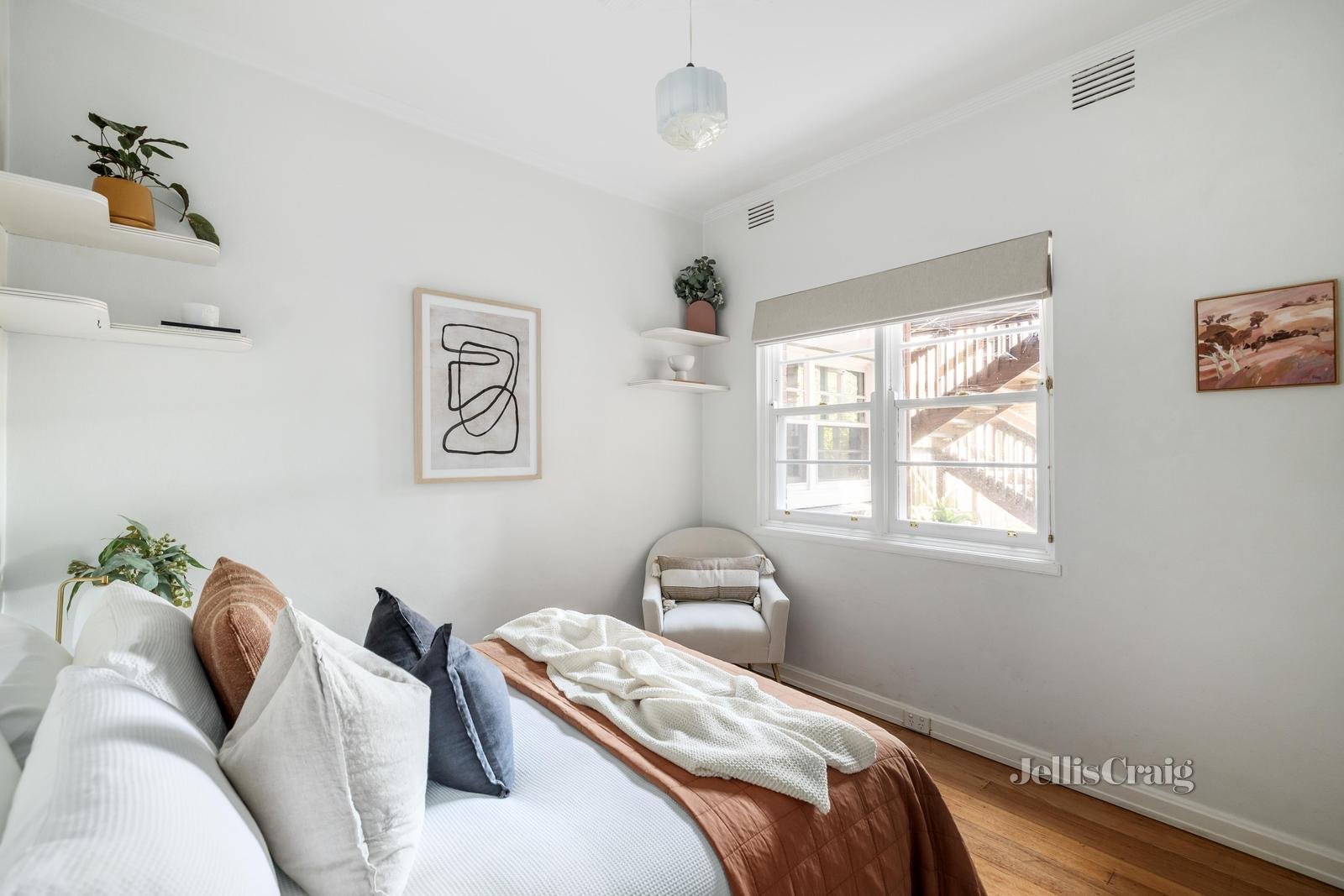 2/14 Garden Avenue, East Melbourne image 6