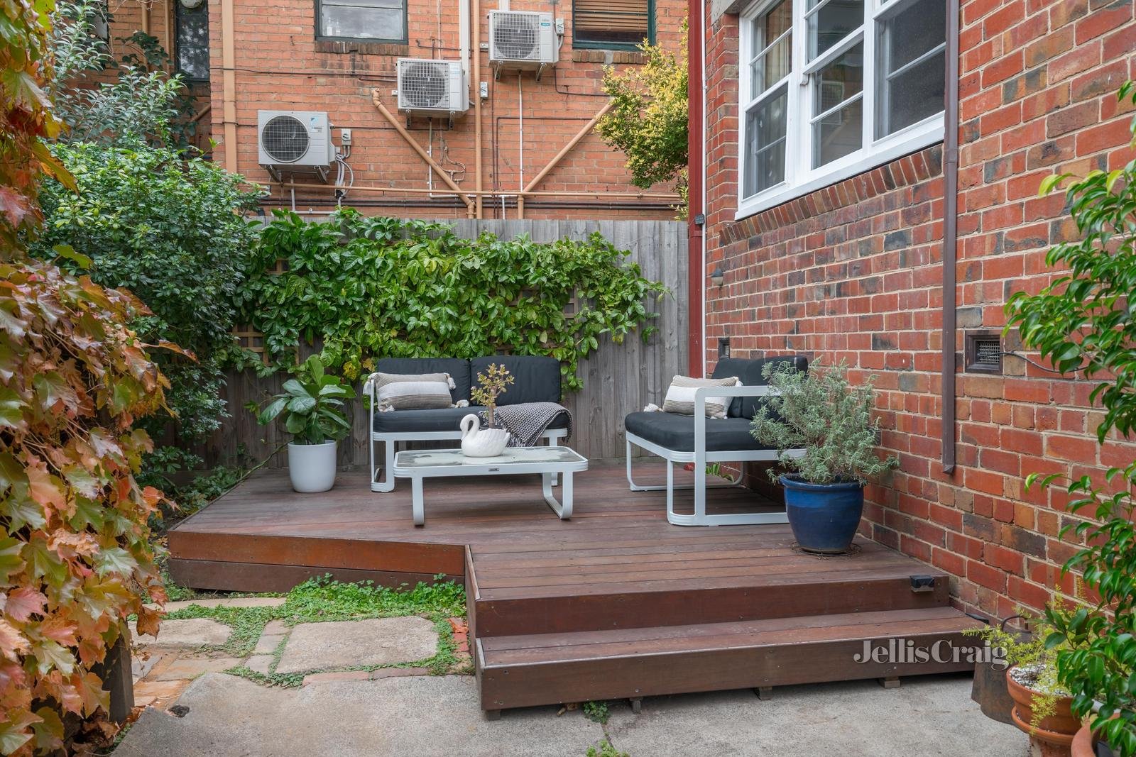 2/14 Garden Avenue, East Melbourne image 8