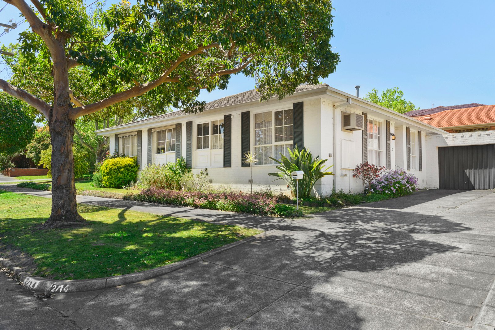 2/14 Jurang Street, Balwyn image 1