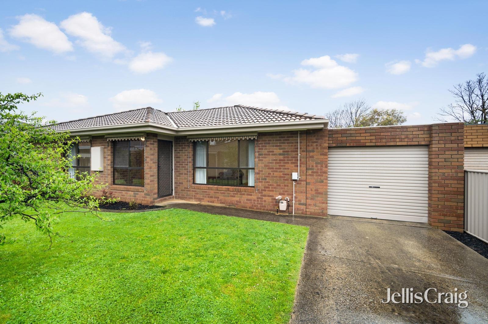 2/14 Lilley Street, Ballarat North image 1