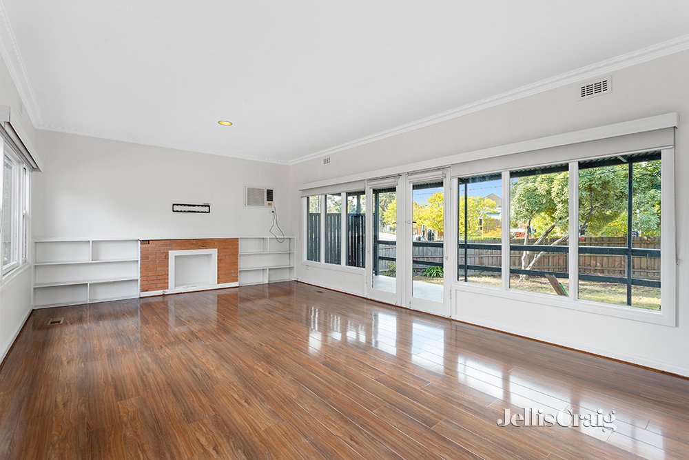 214 Main Road, Lower Plenty image 3