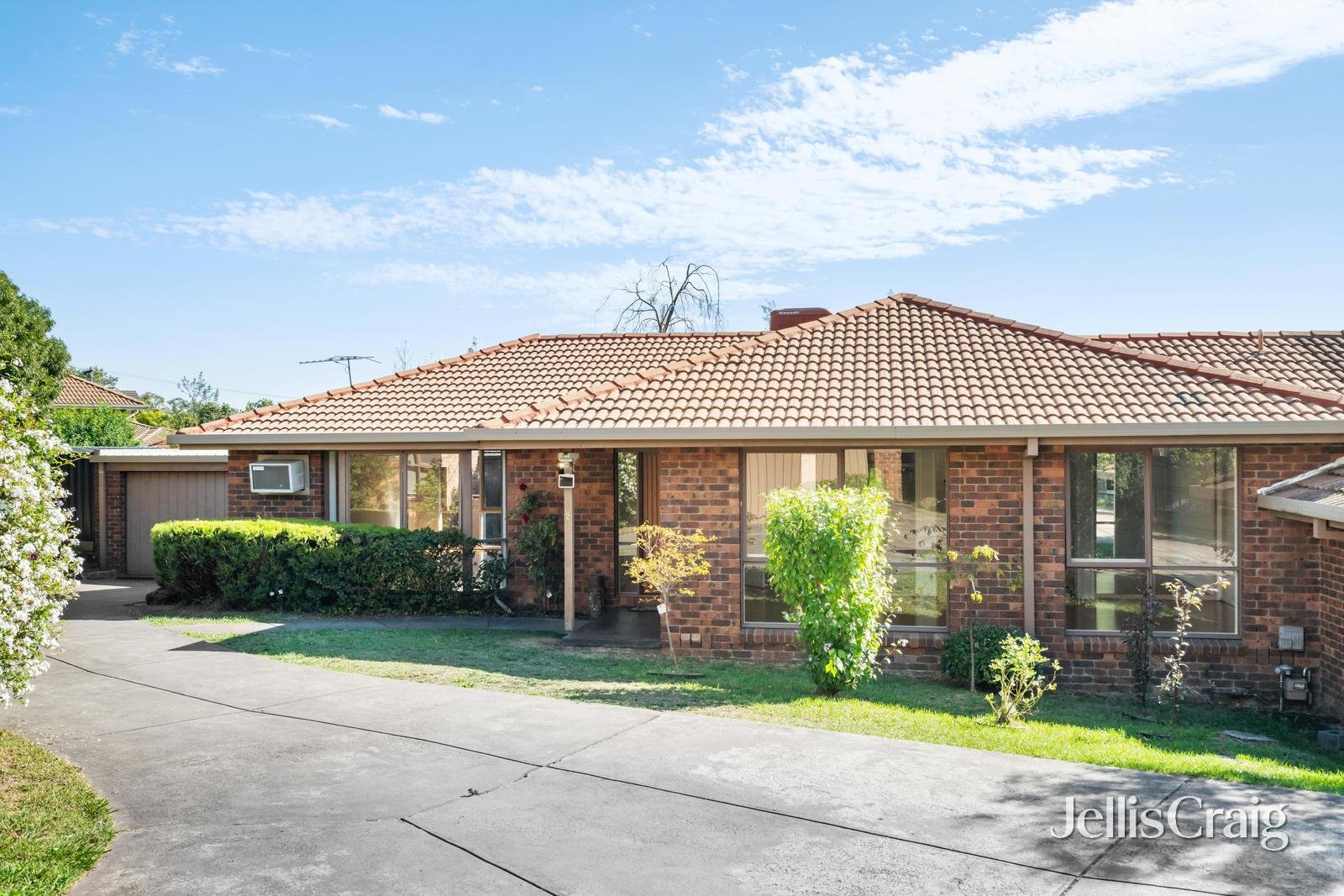 2/14 Mantell Street, Doncaster&nbsp;East image 1