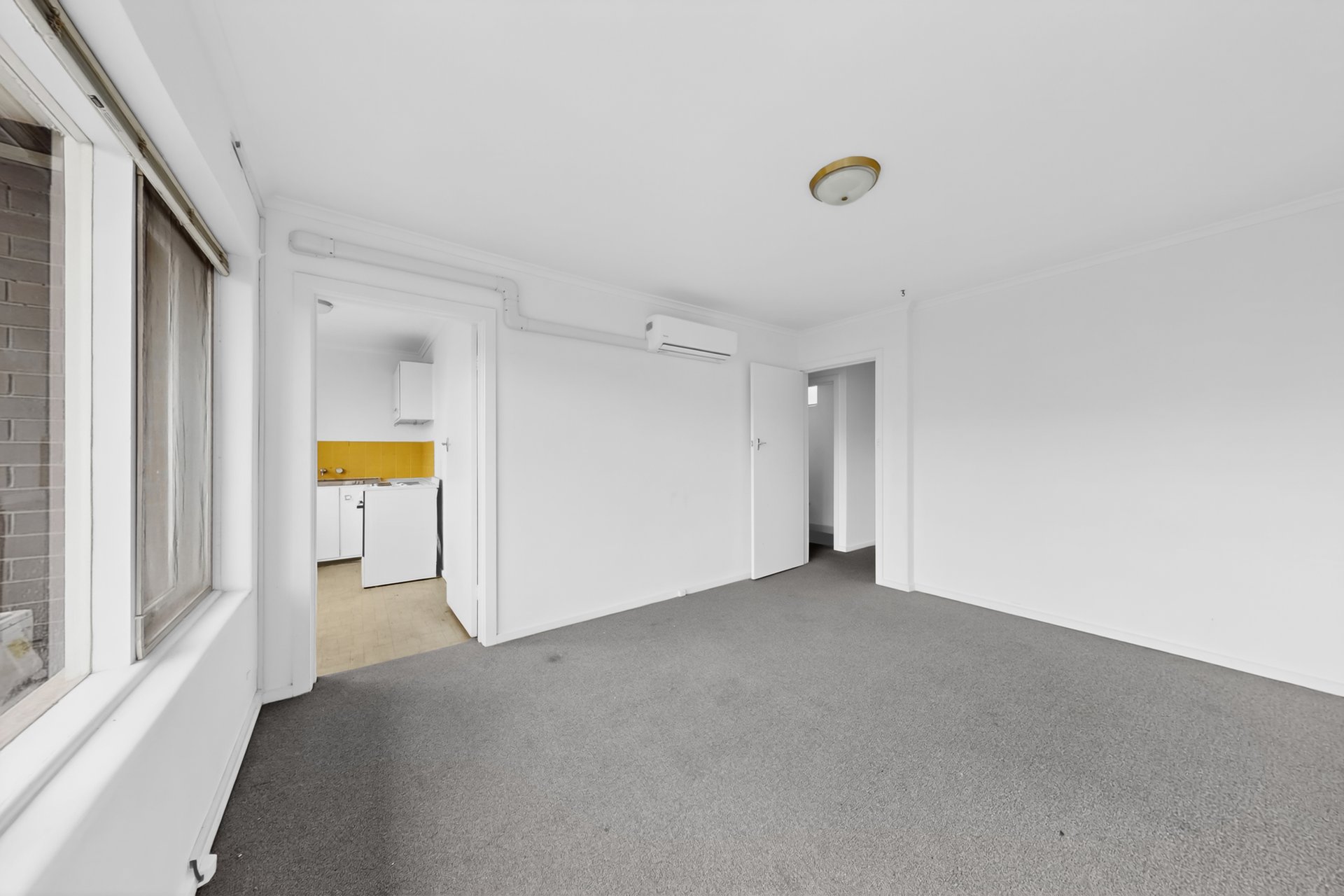 2/14 May Road, Toorak image 10