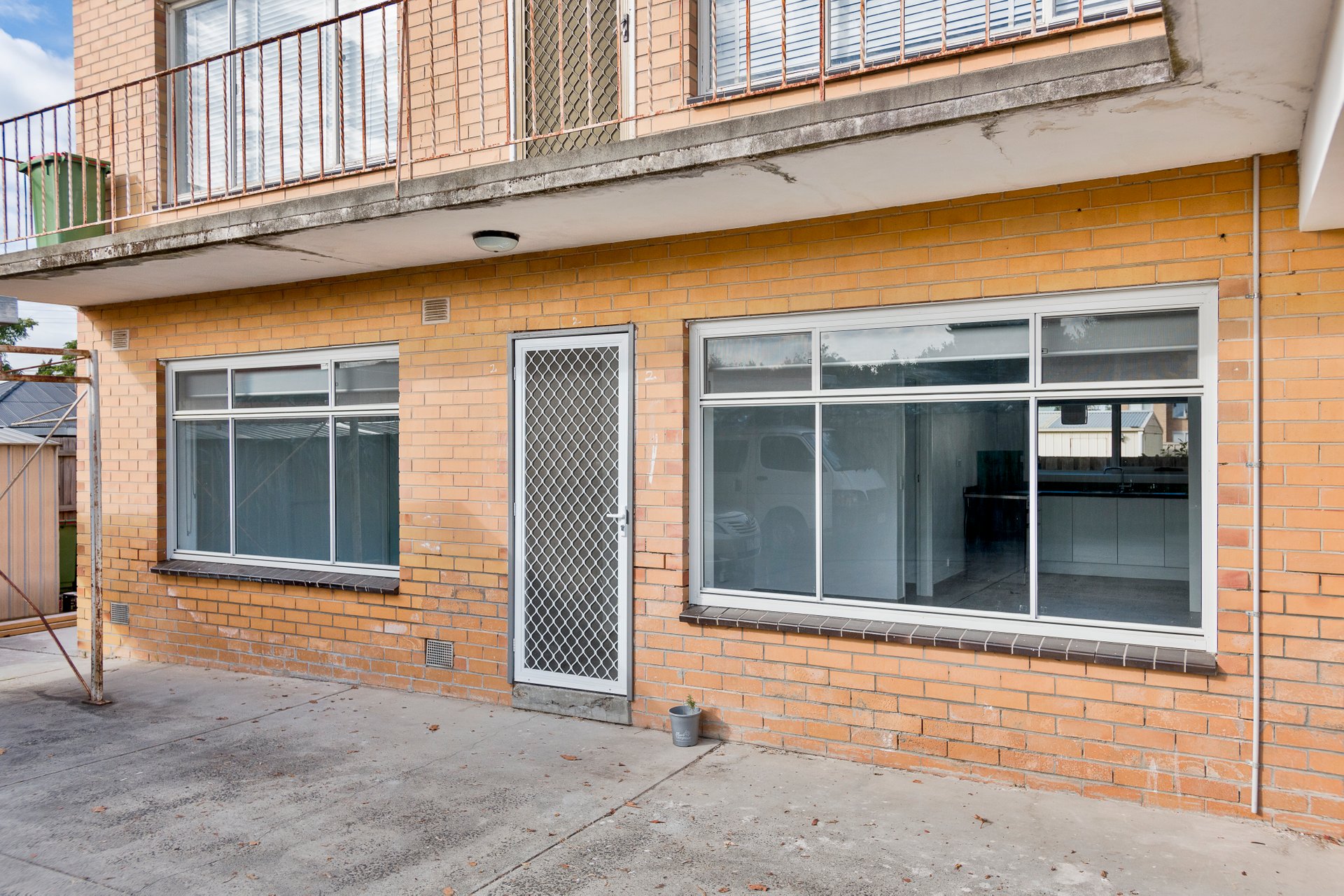 2/14 Newstead Street, Maribyrnong image 9