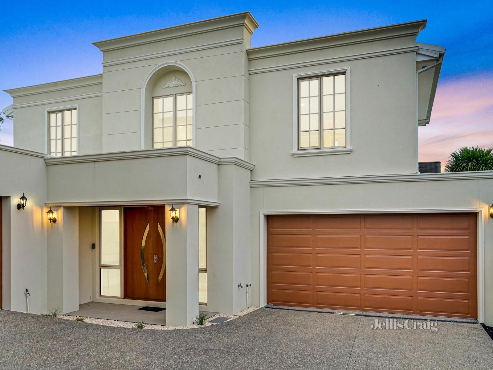 2/14 Norray Avenue, Mount Waverley image 1