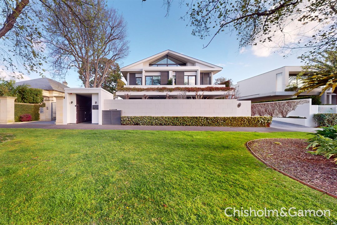 2/14 North Road, Brighton image 13