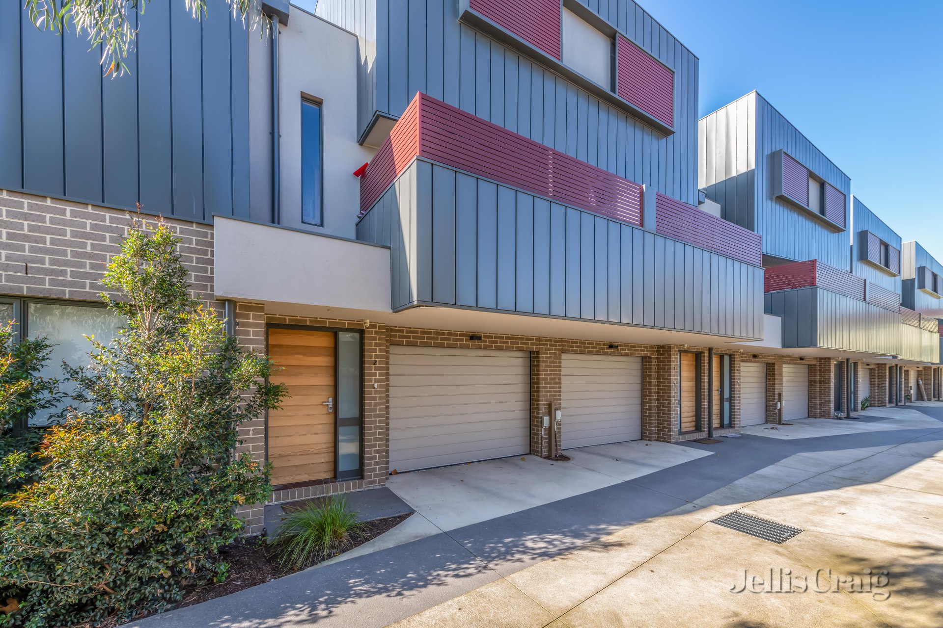 2/14 Pitt Street, Brunswick image 6