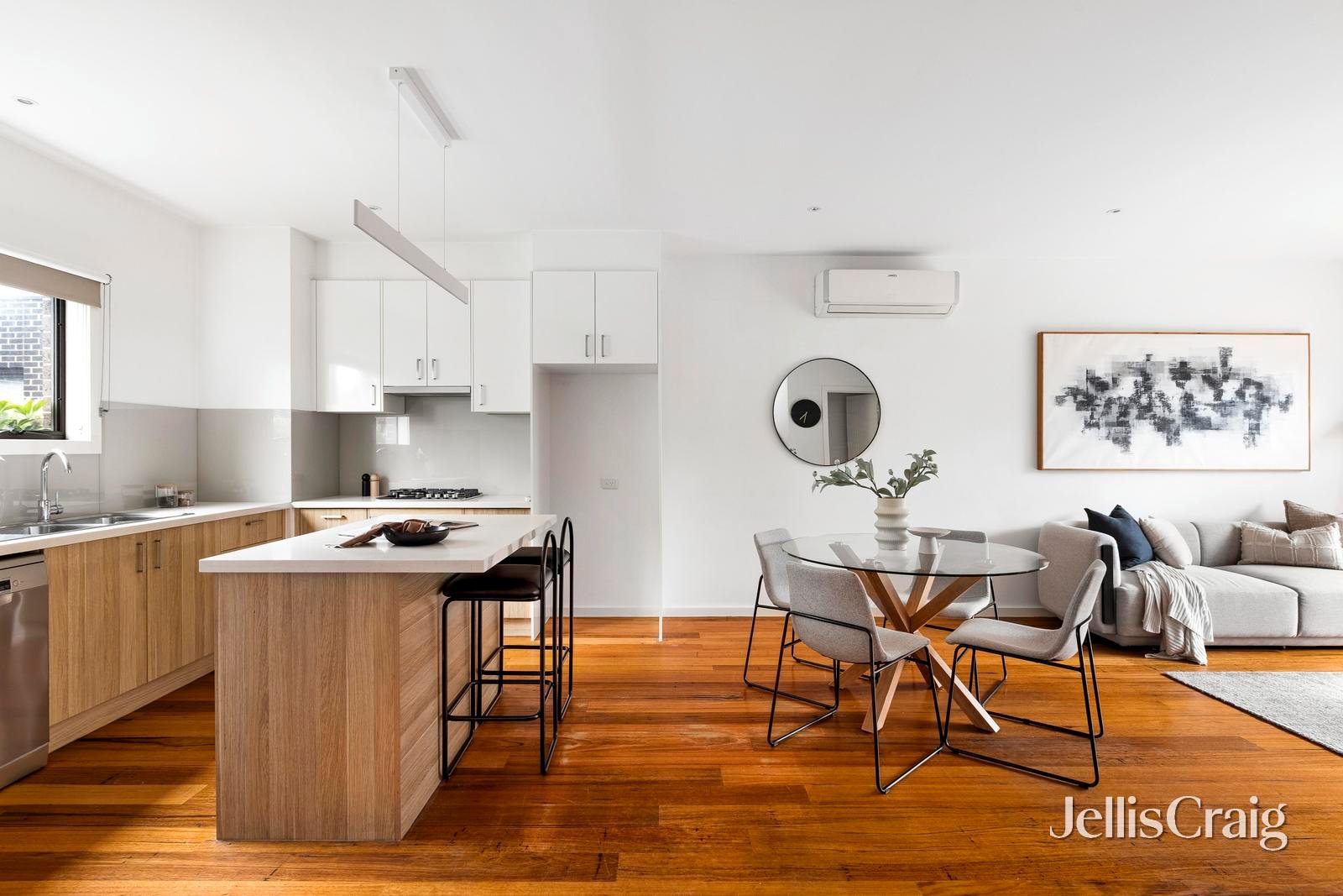 2/14 Poplar Crescent, Bellfield image 2