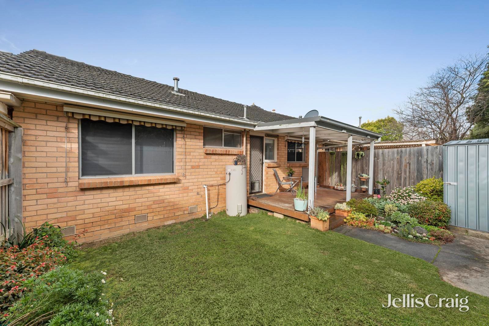 2/14 Rouke Street, Lilydale image 3