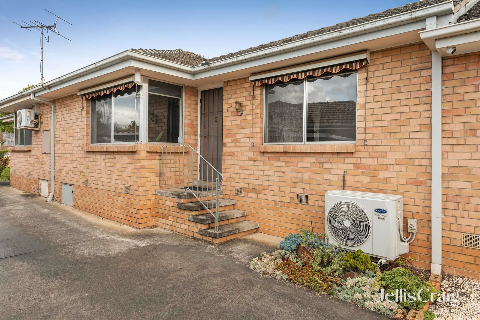 2/14 Rouke Street, Lilydale image 8