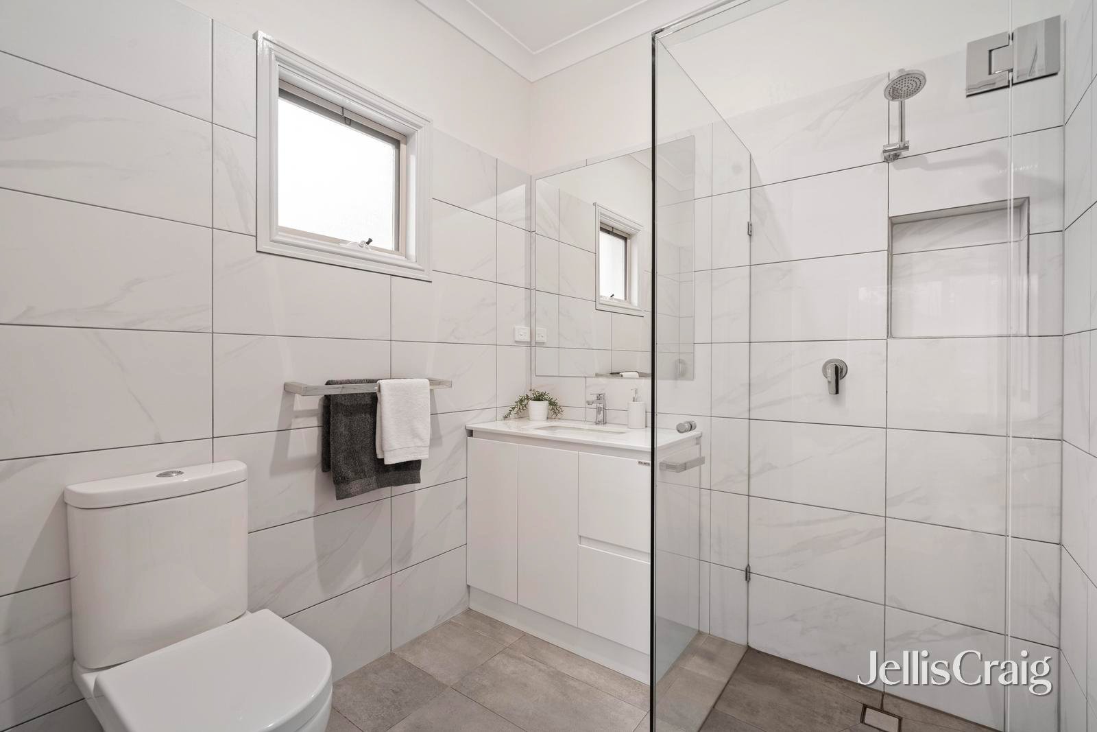 2/14 Ryland Avenue, Croydon image 6