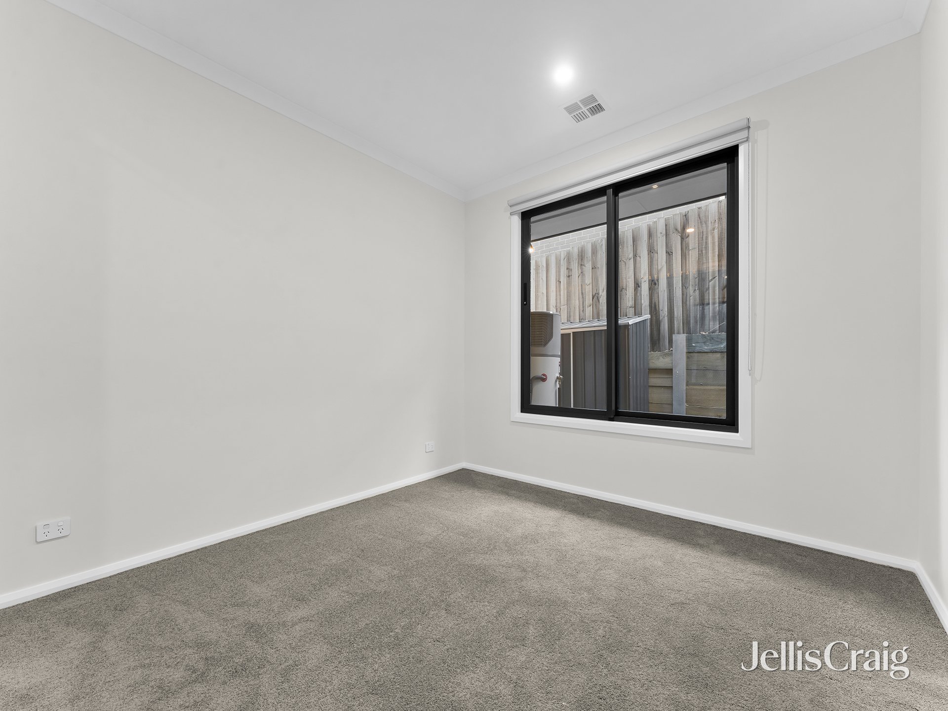 2/14 Sadie Street, Mount&nbsp;Waverley image 8