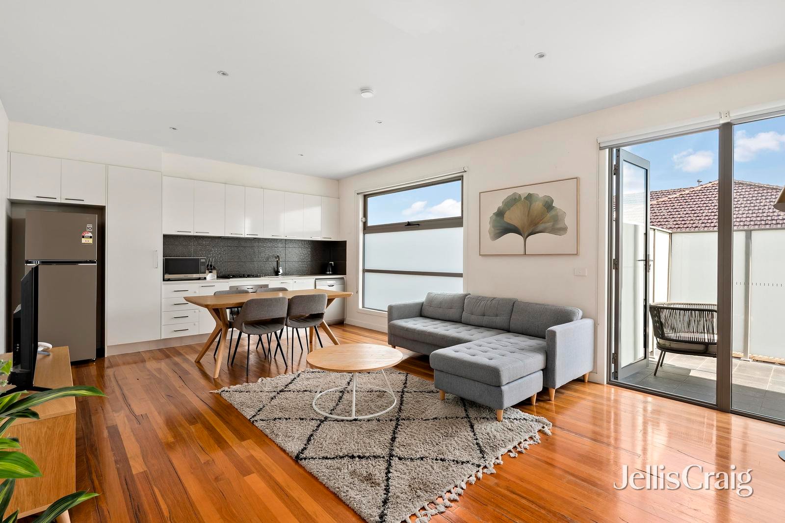 2/14 Sandown Road, Ascot&nbsp;Vale image 1