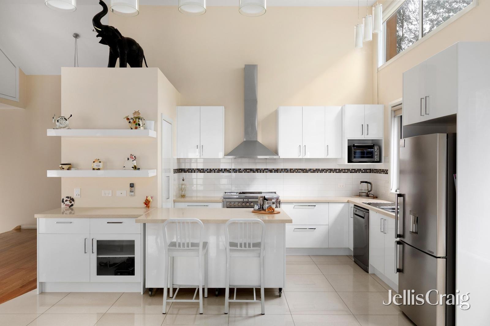 2/14 Taylor Road, Hurstbridge image 4