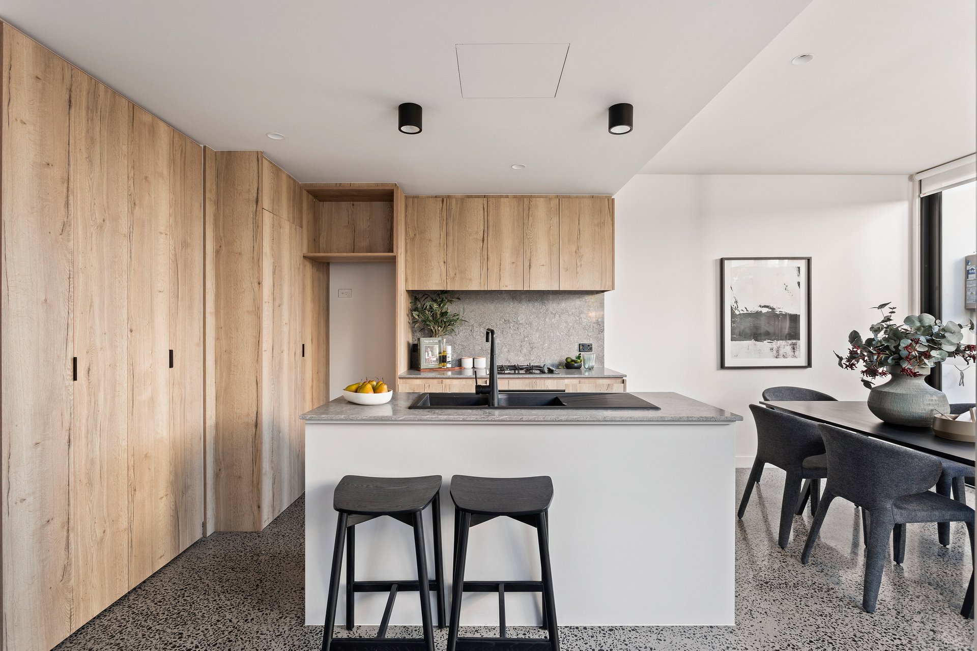 Property Gallery Thumbnail 3
