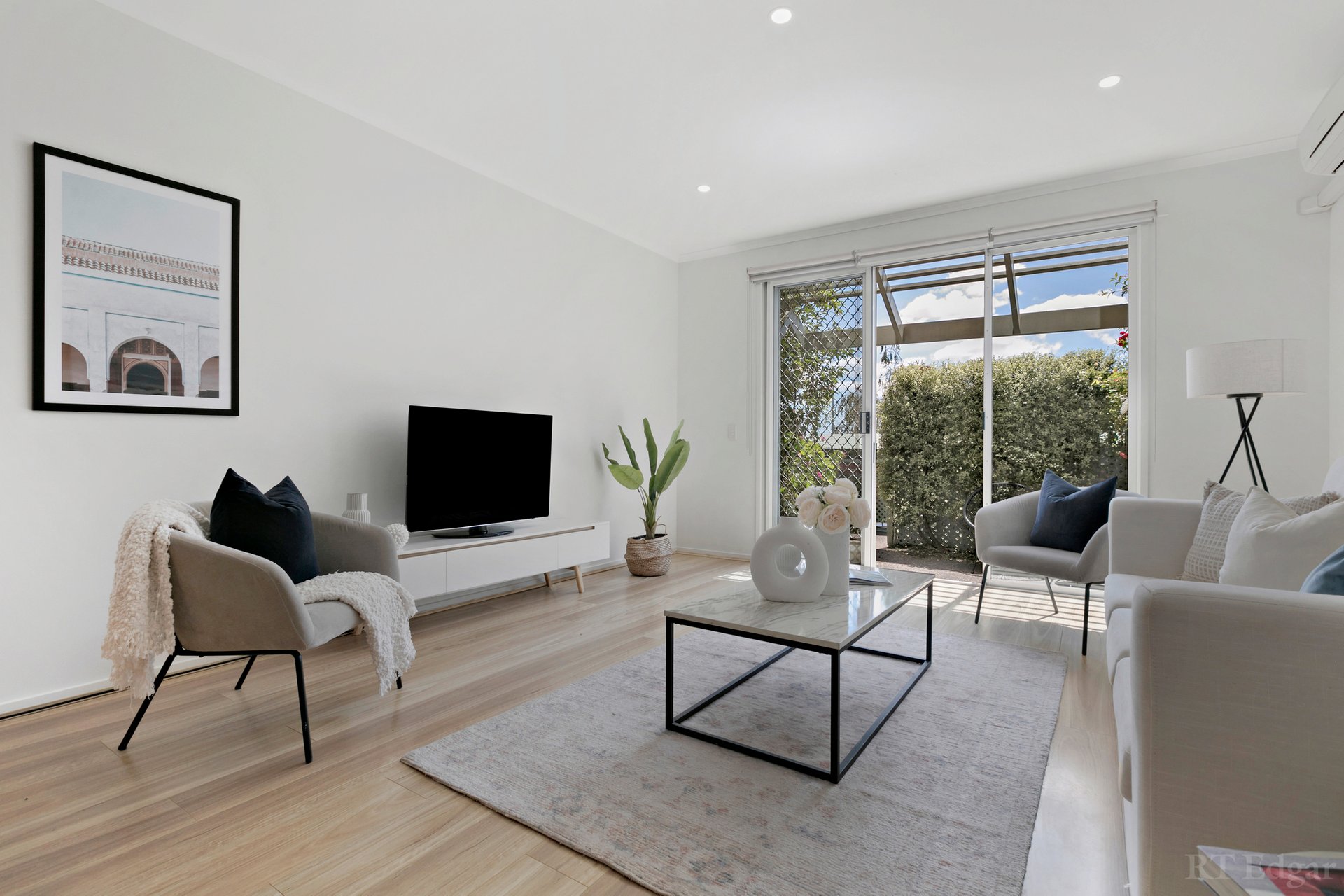 Property Gallery Thumbnail 2
