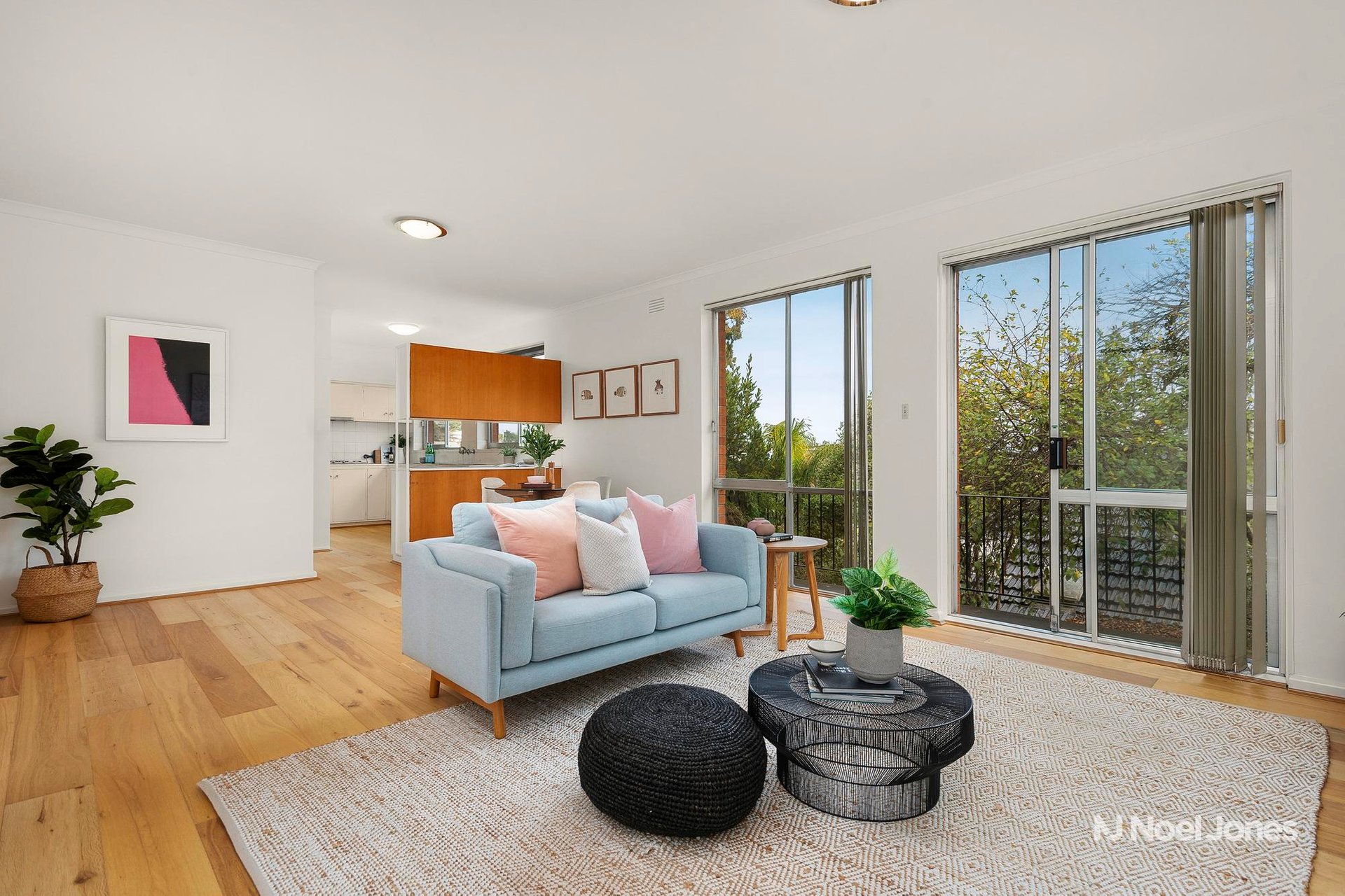 2/14 Yarrbat Avenue, Balwyn image 3