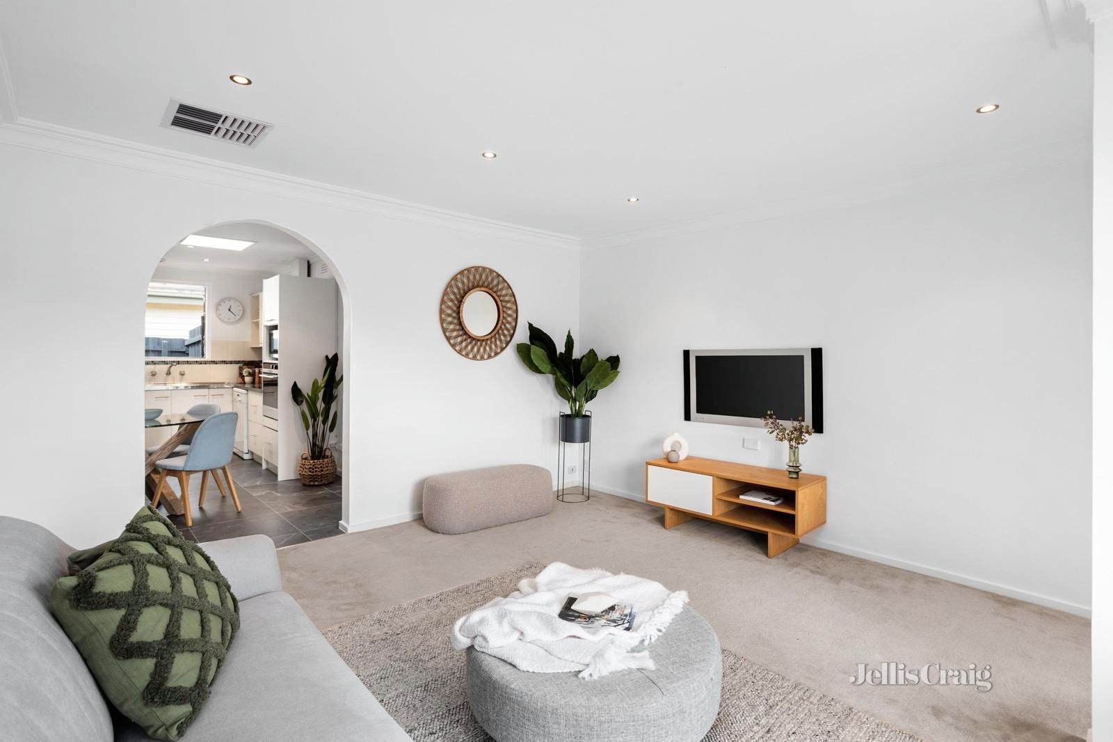 2/140 Nelson Road, Box Hill North image 3