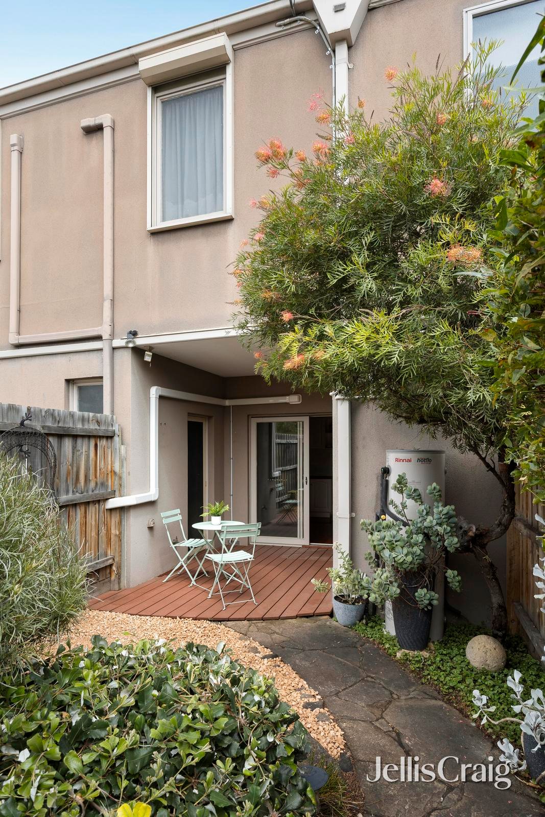 2/141 Separation Street, Northcote image 10
