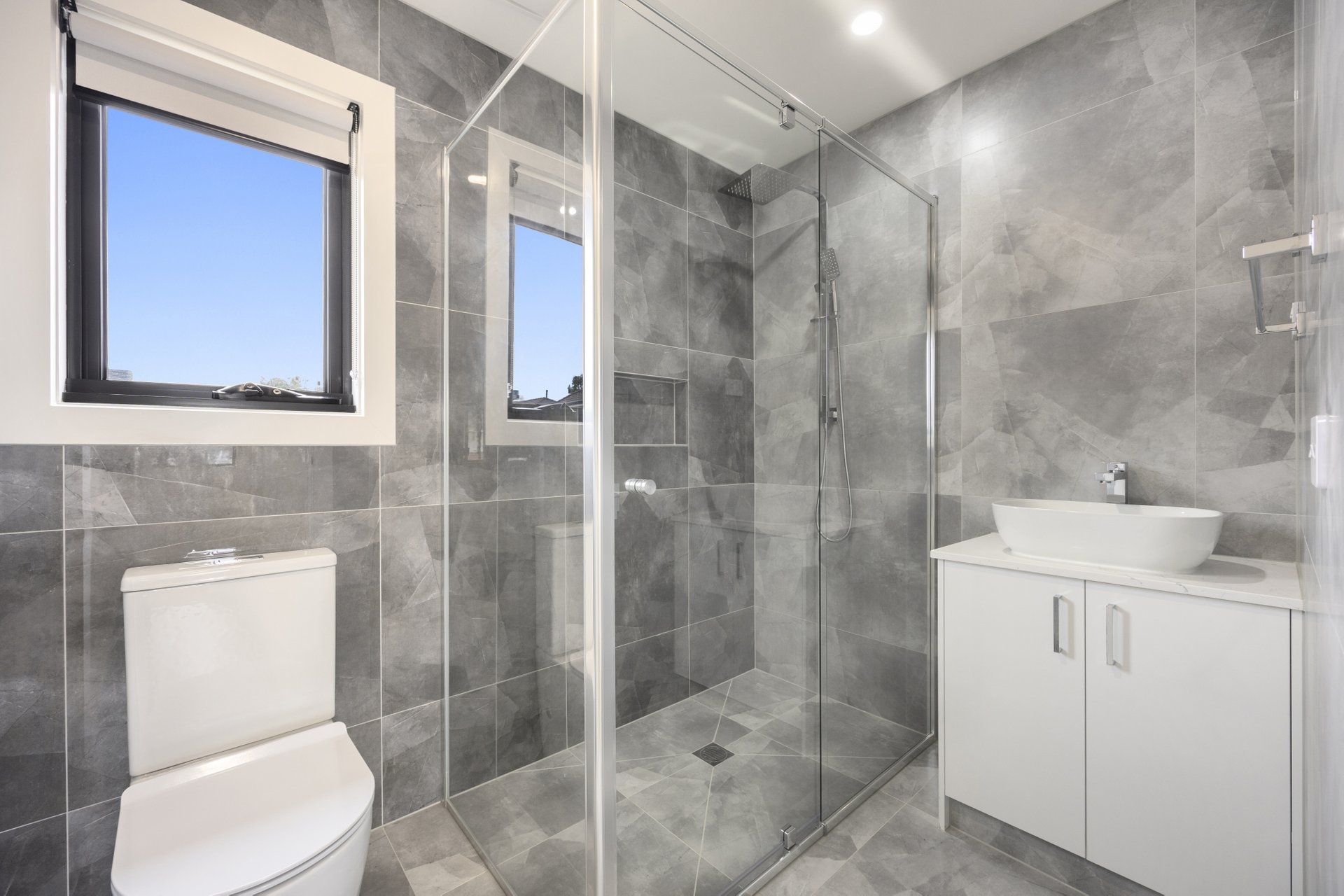 2/143 Heatherdale Road, Vermont image 5