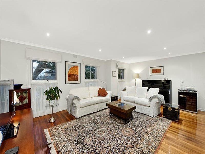 2/146 Glen Iris Road, Glen Iris image 2