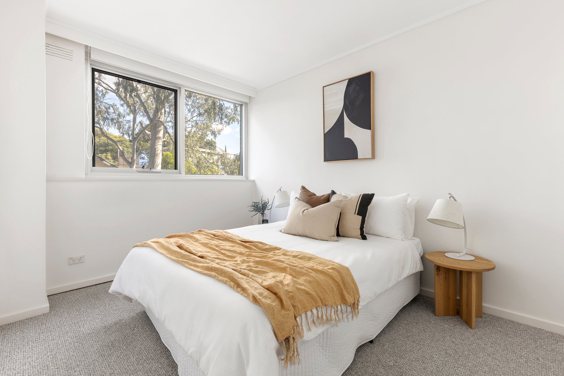 Property Gallery Thumbnail 9