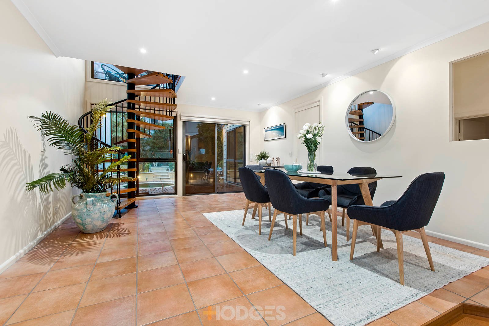 215-216 Beach Road Mordialloc