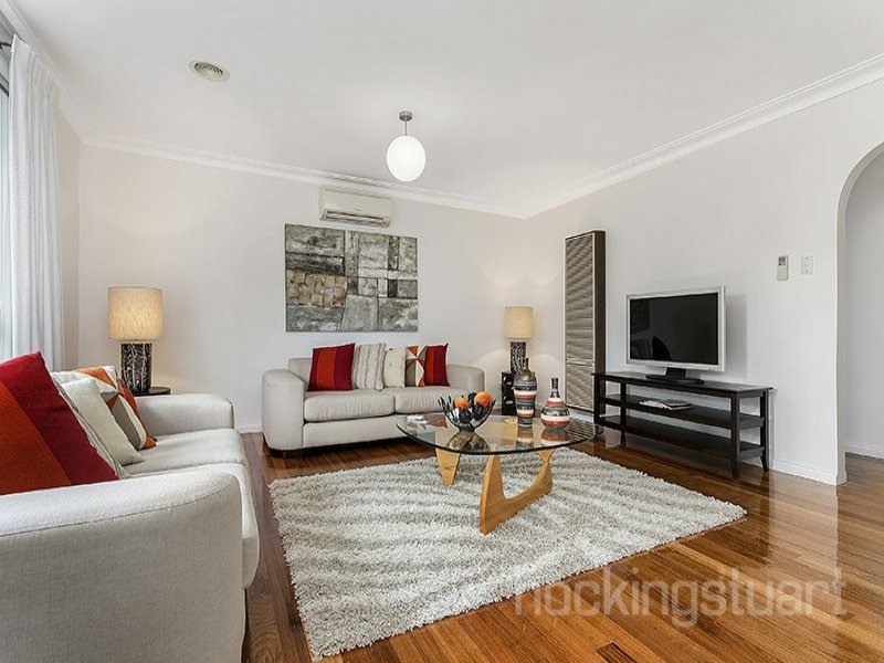 2/15 Albert Crescent, Surrey Hills image 2
