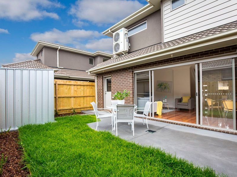 2/15 Banksia Grove, Tullamarine image 10