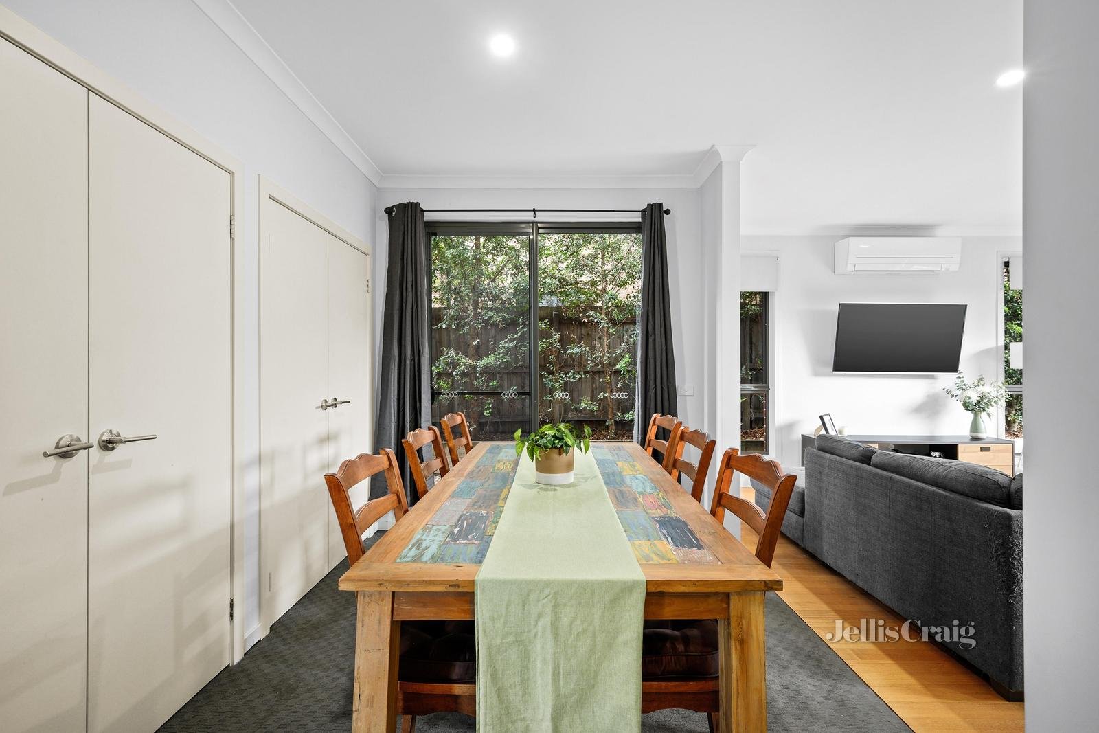 2/15 Beresford Road, Lilydale image 7