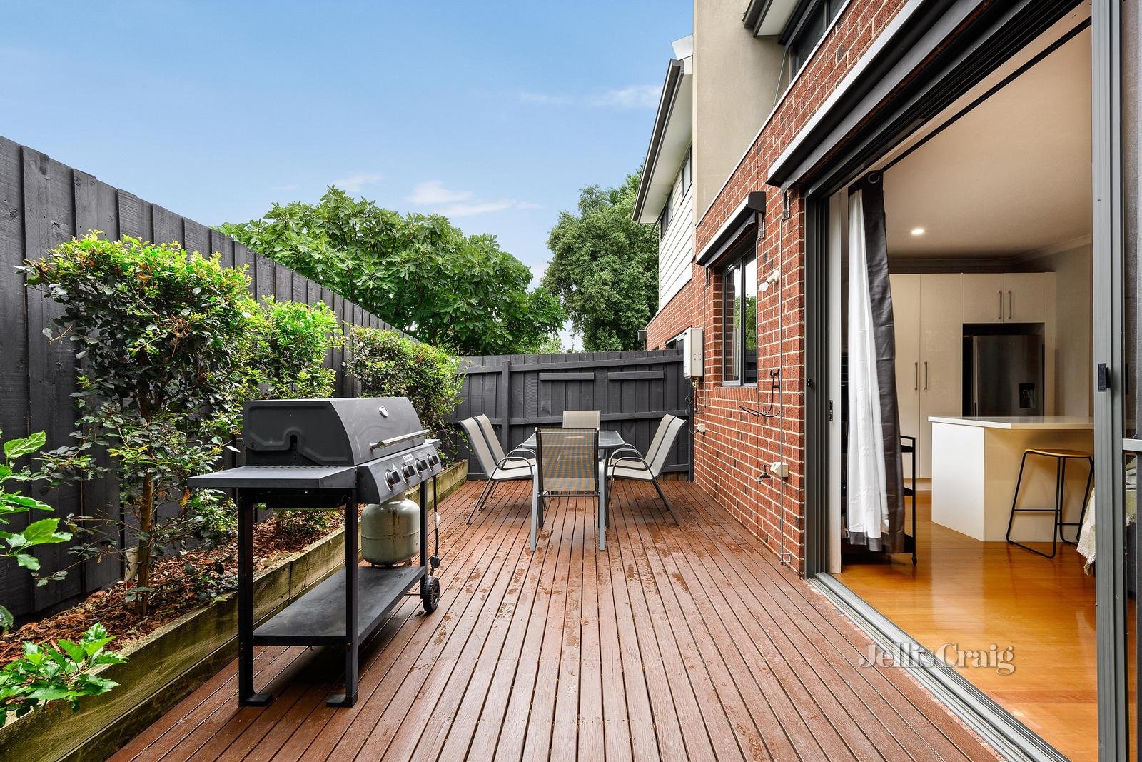 2/15 Beresford Road, Lilydale image 14