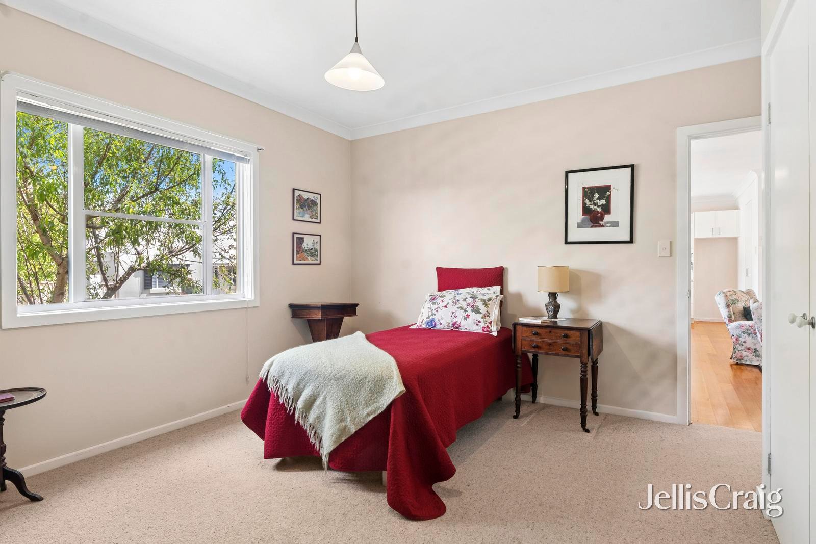 2/15 Berkeley Street, Castlemaine image 8